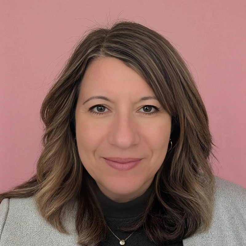 Professional headshot of Vanna Manno, Senior Law Clerk at Judith Holzman Law Offices in Vaughan, serving the GTA.